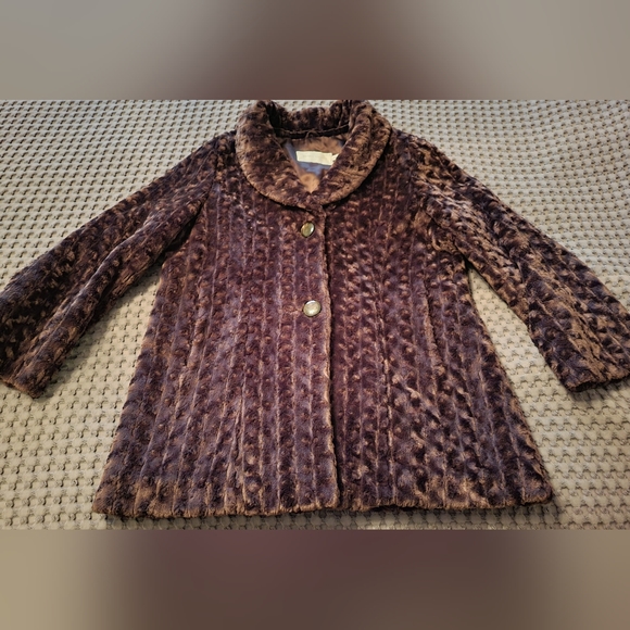 Beta's Choice Brown Faux Fur Coat, Women's size Medium - Picture 3 of 9